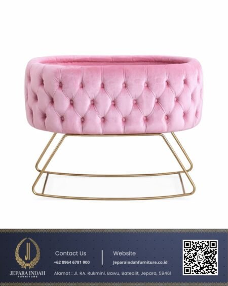 Tempat tidur bayi mewah aksen button tufted chesterfield